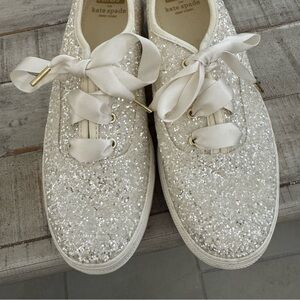 Sparkling Kate Spade ♠️ Cream Sneakers with Ribbon Laces
